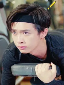 发条少年电视剧海报